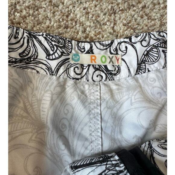 ROXY Board/Swim shorts, longer style; women's size Large, Vintage Y2K - Picture 3 of 9